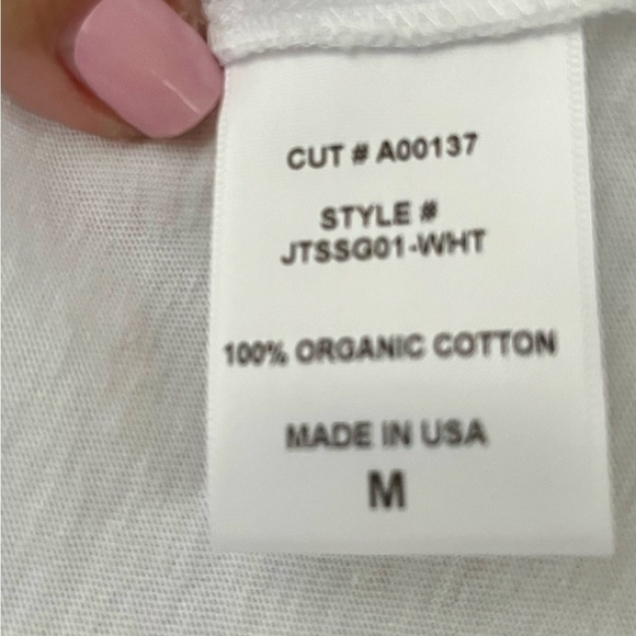 CALME By JOHNNY WAS Minimalist Scoop Nevk Tank Top - Women’s Size M White NWT - Picture 5 of 6